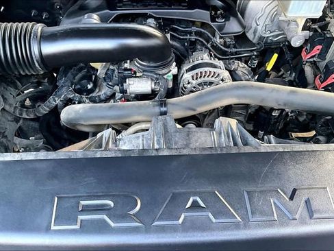 Used 2019 RAM 1500 Big Horn image 29