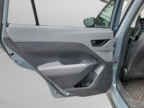 Used 2024 Subaru Crosstrek 2.0i Premium image 28