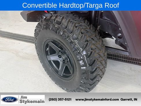Used 2022 Jeep Wrangler Unlimited Sport AWD/4WD image 3