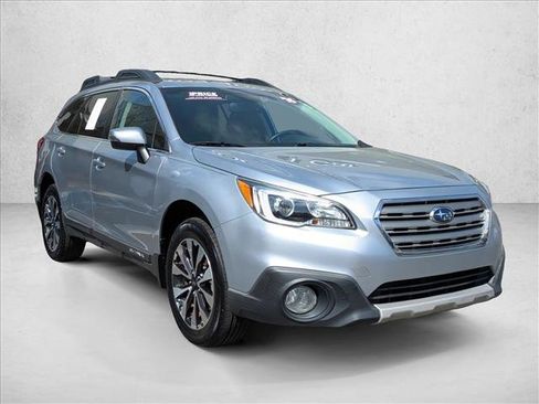 Used 2016 Subaru Outback 2.5i Limited image 3