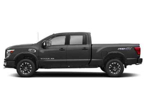 Used 2019 Nissan Titan PRO-4X w/ Pro-4x Convenience Package AWD/4WD image 6