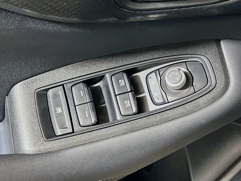 Used 2024 Subaru Outback Premium AWD/4WD image 16