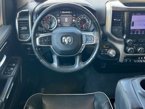 Used 2019 RAM 1500 Laramie AWD/4WD image 16