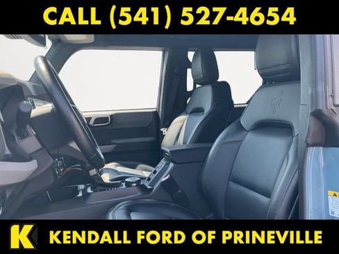 Used 2023 Ford Bronco Badlands w/ Sasquatch Package AWD/4WD image 11