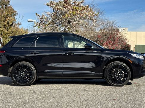 Used 2025 Lincoln Corsair Grand Touring w/ Equipment Group 301A image 3