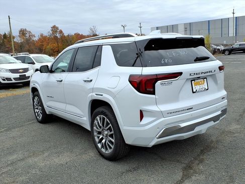 New 2026 GMC Terrain Denali w/ LPO, Floor Liner Package image 5