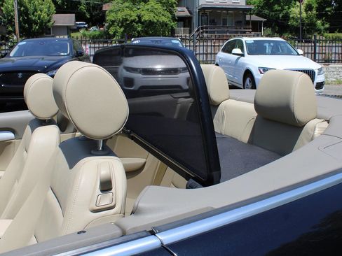 Used 2009 Audi A4 2.0T AWD/4WD image 30