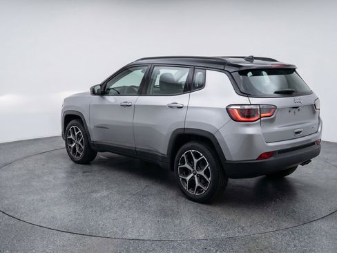 Used 2025 Jeep Compass Limited AWD/4WD image 6