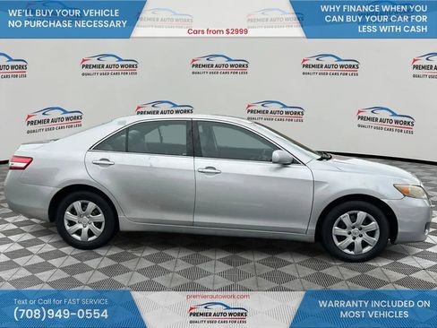 Used 2010 Toyota Camry LE image 8