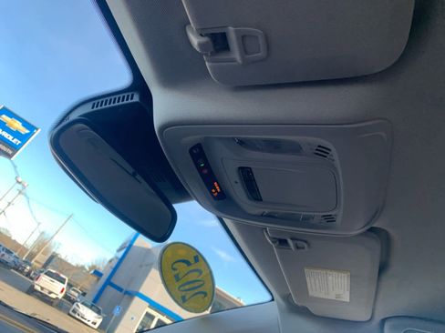 Certified 2025 Buick Envision Preferred image 27