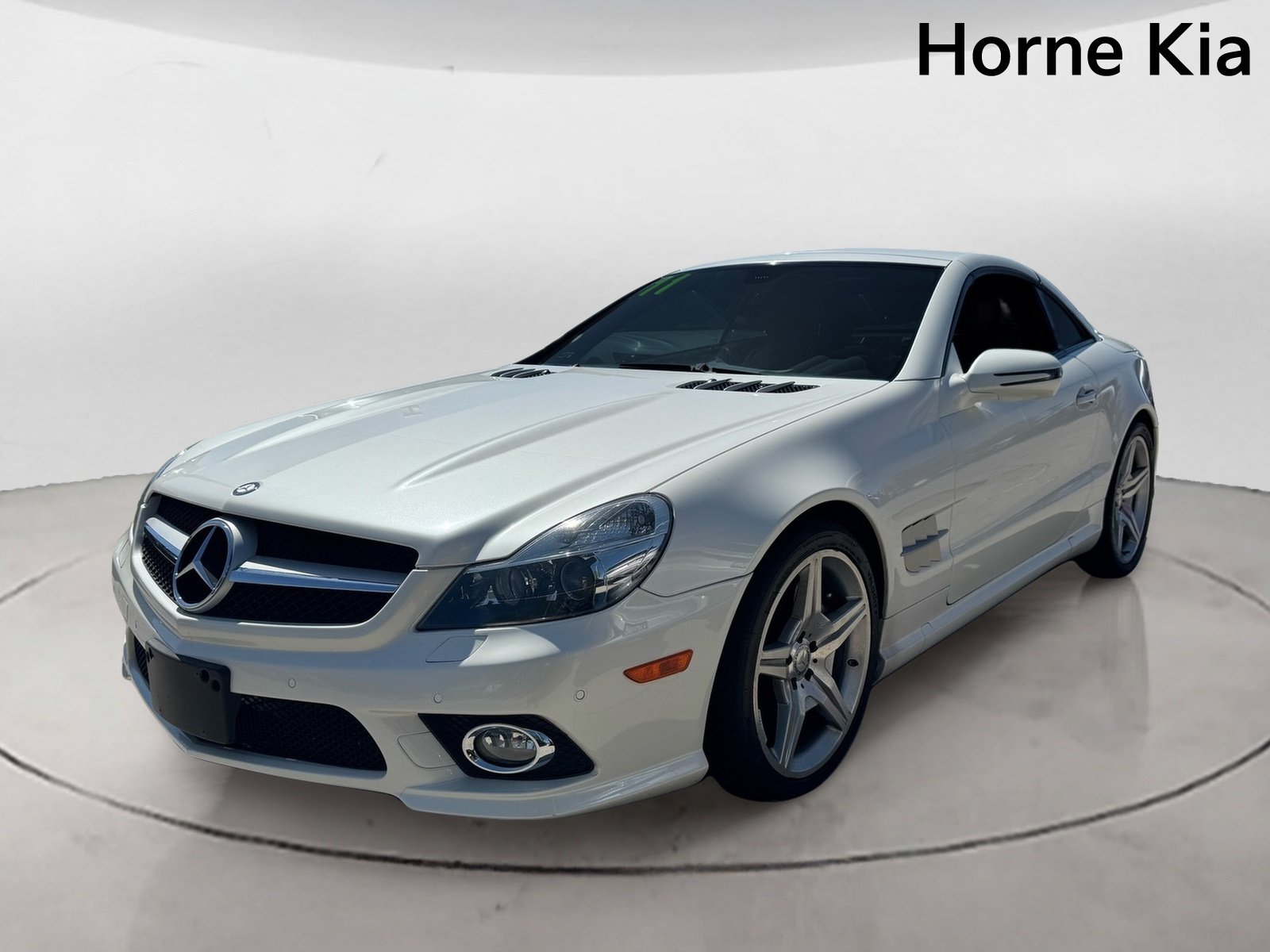 Used 2011 Mercedes-Benz SL 550 image 7