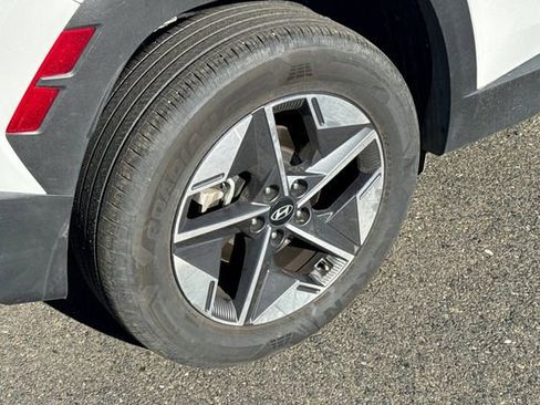 Used 2025 Hyundai Tucson SEL AWD/4WD image 4