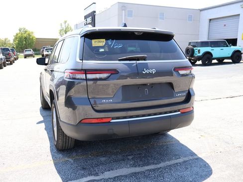 Used 2023 Jeep Grand Cherokee L Limited w/ Luxury Tech Group II AWD/4WD image 21