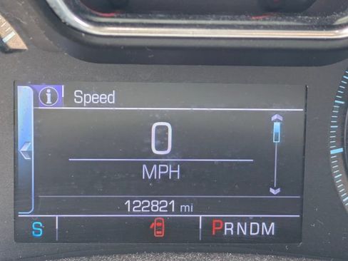 Used 2017 Chevrolet Impala LT FWD image 10