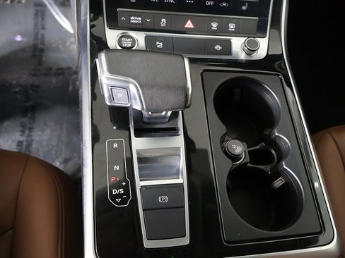 Used 2022 Audi Q8 Premium w/ Convenience Package image 44