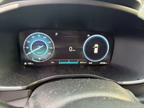 Used 2021 Hyundai Santa Fe SEL w/ Convenience + Premium Package AWD/4WD image 2