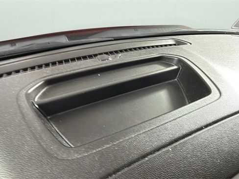 Used 2021 Chevrolet Silverado 1500 Custom image 21