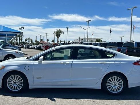 Used 2016 Ford Fusion Energi SE FWD image 7