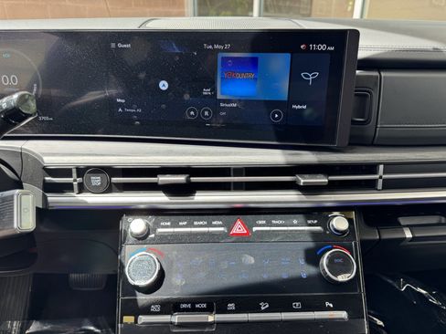 Used 2024 Hyundai Santa Fe Limited image 21