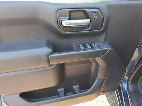 Used 2021 Chevrolet Silverado 1500 Custom image 16