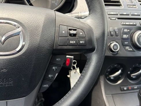 Used 2012 MAZDA MAZDA3 i Touring FWD image 19