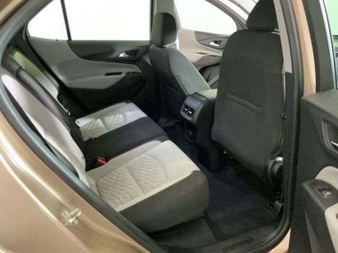 Used 2018 Chevrolet Equinox LS image 26