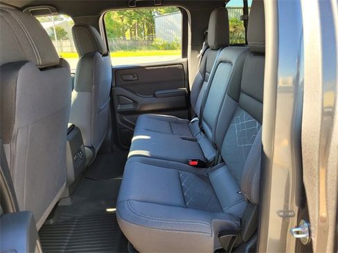 New 2026 Nissan Frontier SV w/ SV Convenience Package image 12