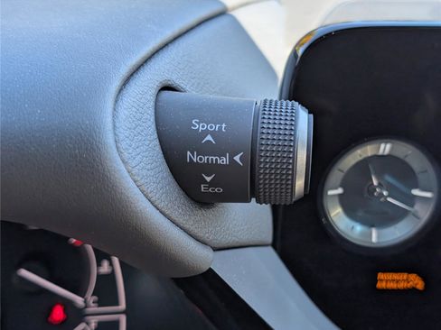 Used 2023 Lexus ES 350 w/ Premium Package image 24