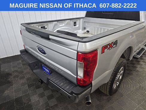 Used 2019 Ford F250 Lariat w/ Lariat Ultimate Package AWD/4WD image 11