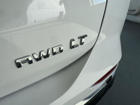 Used 2021 Chevrolet Equinox LT AWD/4WD image 18