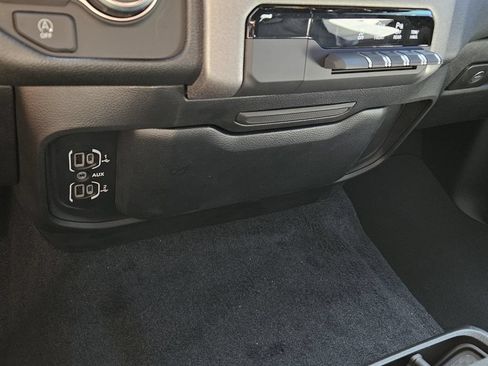 New 2026 RAM 1500 Express RWD image 19
