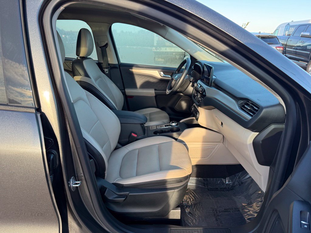 Used 2020 Ford Escape SEL FWD image 27