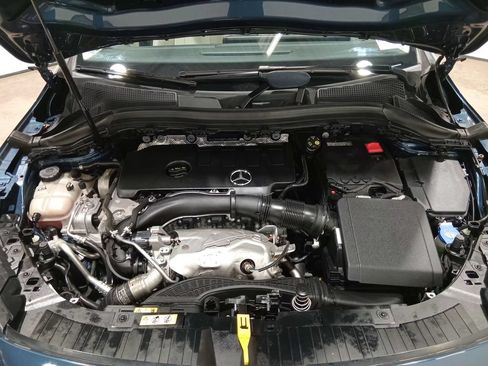 Used 2023 Mercedes-Benz GLA 250 4MATIC image 10