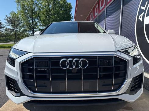 Used 2023 Audi Q8 Premium w/ Convenience Package AWD/4WD image 8