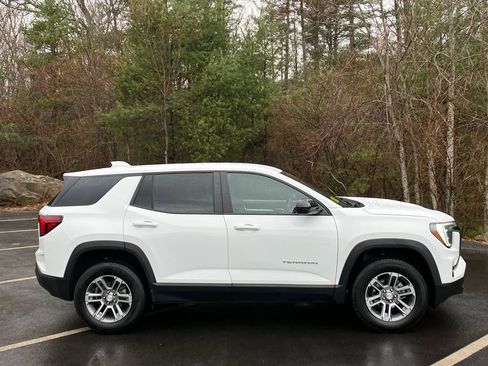 Used 2025 GMC Terrain Elevation image 6