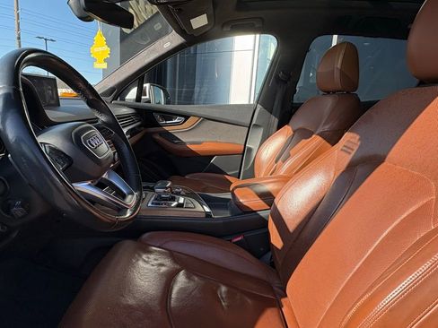 Used 2017 Audi Q7 3.0T Prestige w/ Prestige Package image 11