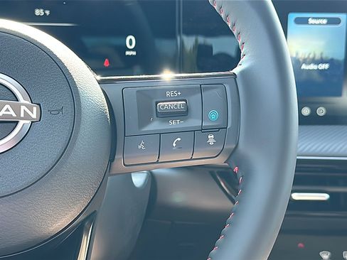 New 2026 Nissan Kicks SR image 18