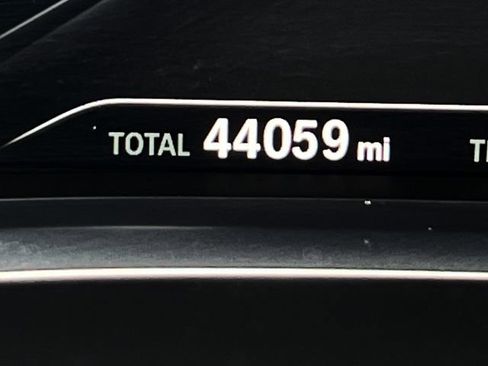 Used 2018 BMW 740i image 20