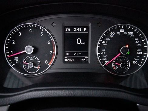 Used 2015 Volkswagen Passat 1.8T SE image 17