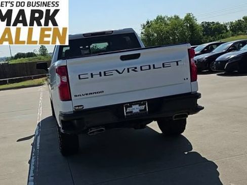 Used 2021 Chevrolet Silverado 1500 LT Trail Boss w/ Convenience Package II AWD/4WD image 7