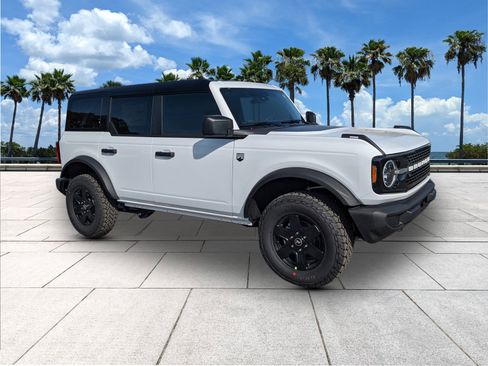 New 2025 Ford Bronco Big Bend image 2