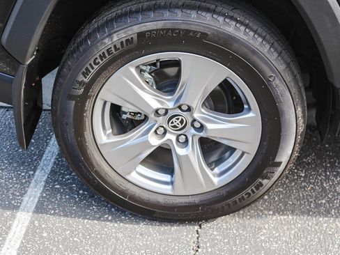 Used 2024 Toyota RAV4 XLE image 8