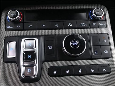 Used 2024 Hyundai Palisade SEL w/ Premium Package image 4