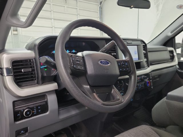 Used 2025 Ford F350 XLT w/ FX4 Off-Road Package AWD/4WD image 20