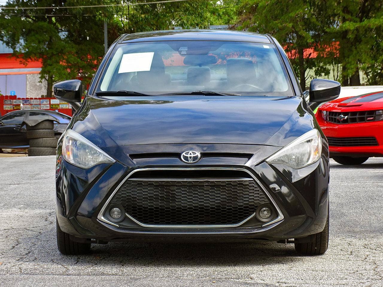 Used 2019 Toyota Yaris LE FWD image 7