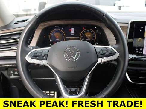 Certified 2025 Volkswagen Atlas SEL Premium R-Line image 12