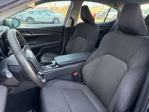 Used 2025 Toyota Camry LE image 35