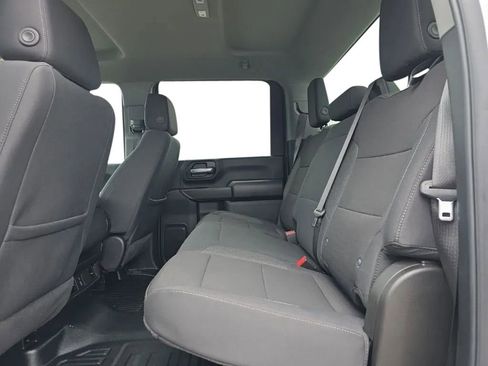 Used 2025 GMC Sierra 2500 Pro w/ Convenience Package image 16