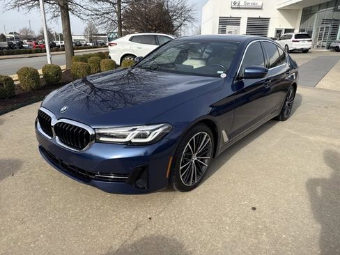 Used 2021 BMW 530i xDrive image 1