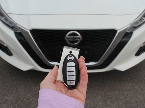 Used 2022 Nissan Altima 2.5 Platinum image 50